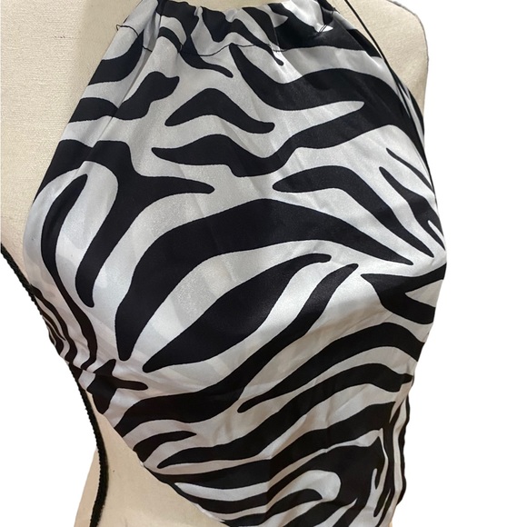 Zebra Print Bandana Halter Top - Picture 4 of 5